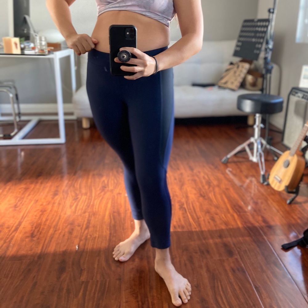 Under Armour Navy Capri Leggings